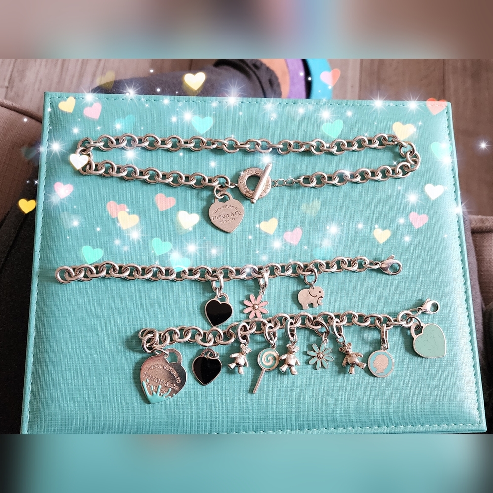 SOLD ON MERC✨️🩵 TIFFANY & CO. Heart Tag Choker Necklace 🩵✨️ - Picture 2 of 9